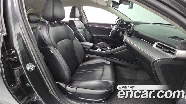 Kia K5 (III) 2.0 Prestige 2021 — фото 26