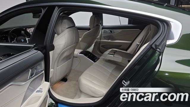 BMW 8 Series (G15) M850i xDrive Gran Coupe 2022 — фото 26