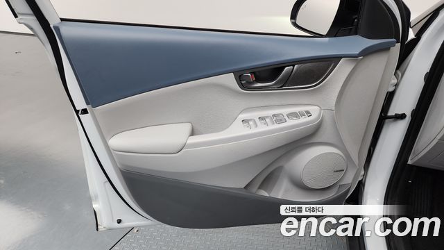 Hyundai Kona Electric Premium 2020 — фото 24