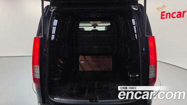 Hyundai Staria HEV 1.6T Cargo 5-Seater Modern 2026 — фото 18