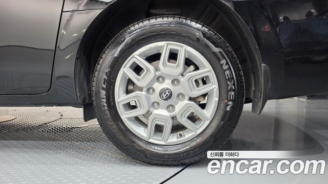 Hyundai Staria HEV 1.6T Cargo 5-Seater Modern 2026 — фото 21