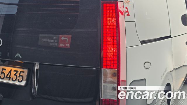 Hyundai Staria HEV 1.6T Cargo 5-Seater Modern 2026 — фото 23