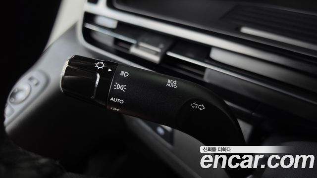Hyundai Staria HEV 1.6T Cargo 5-Seater Modern 2026 — фото 30