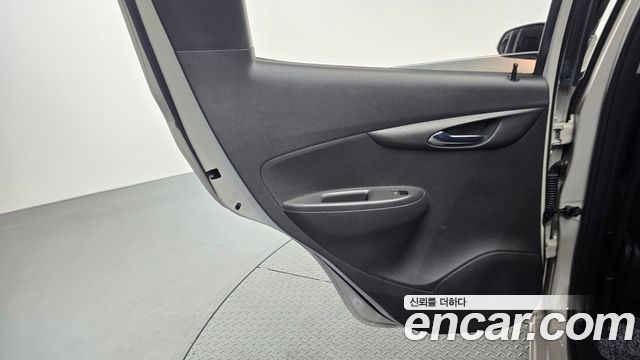 Chevrolet Spark Premier 2020 — фото 25