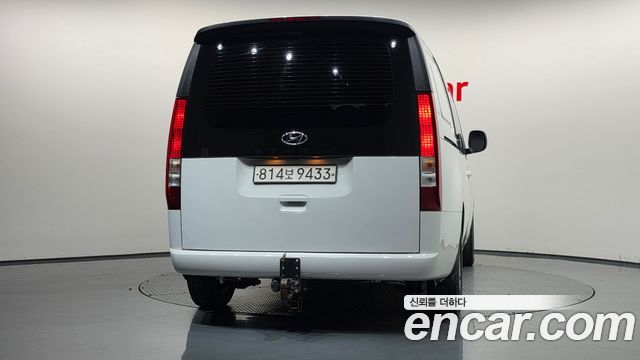 Hyundai Staria Cargo 5-Seater Smart 2023 — фото 4