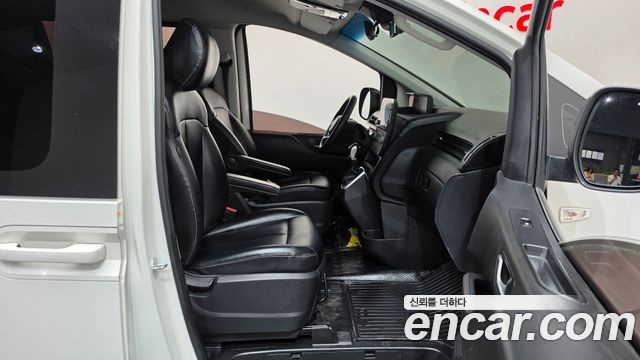 Hyundai Staria Cargo 5-Seater Smart 2023 — фото 11