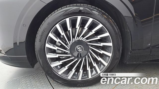 Hyundai Grandeur (GN7) 3.5 Gasoline 2WD Calligraphy 2023 — фото 5