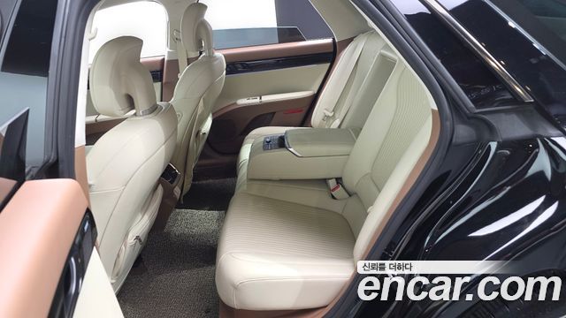 Hyundai Grandeur (GN7) 3.5 Gasoline 2WD Calligraphy 2023 — фото 12