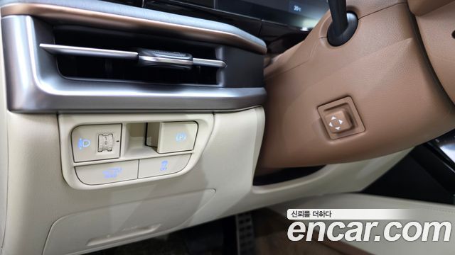 Hyundai Grandeur (GN7) 3.5 Gasoline 2WD Calligraphy 2023 — фото 20