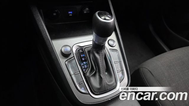 Hyundai Kona Gasoline 1.6 Turbo 4WD Smart 2021 — фото 9