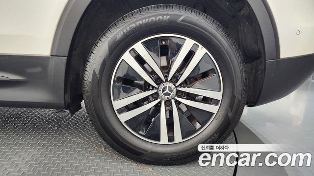 Mercedes-Benz GLB-Class (X247) GLB200 d 2021 — фото 27