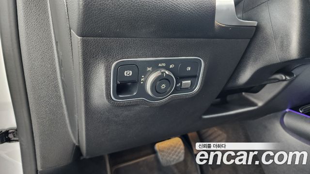 Mercedes-Benz GLB-Class (X247) GLB200 d 2021 — фото 35