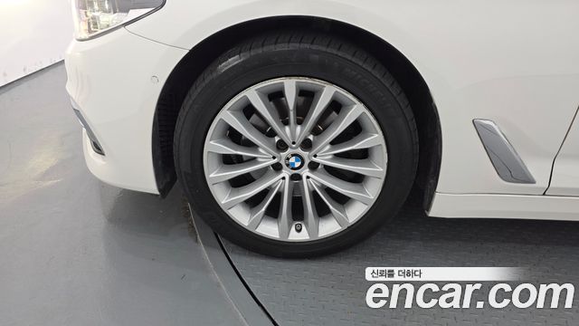 BMW 5 Series (G30) 520d xDrive Luxury Plus 2020 — фото 5