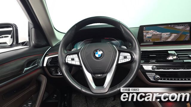 BMW 5 Series (G30) 520d xDrive Luxury Plus 2020 — фото 12