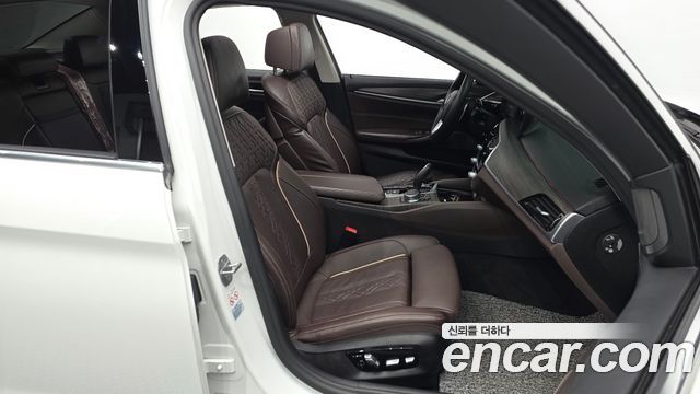 BMW 5 Series (G30) 520d xDrive Luxury Plus 2020 — фото 26