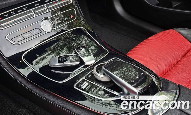 Mercedes-Benz E-Class (W213) E400 Cabriolet 2018 — фото 15