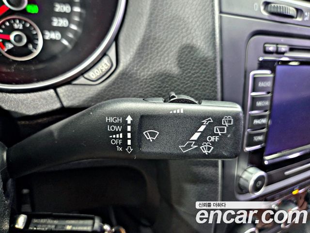 Volkswagen Golf (VI) 1.6 TDI Blue Motion StyleEdition 2013 — фото 20