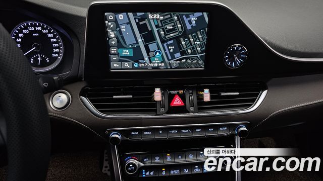Hyundai Grandeur Hybrid (IG) Exclusive Special 2019 — фото 14