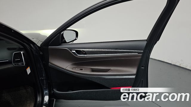 Hyundai Grandeur Hybrid (IG) Exclusive Special 2019 — фото 24