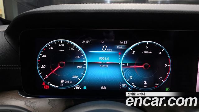 Mercedes-Benz E-Class (W213) E220d 4MATIC Exclusive 2021 — фото 8