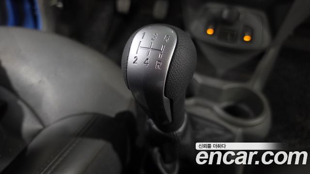Chevrolet Spark LPG LT Standard 2014 — фото 10