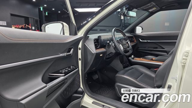 KG Mobility (SsangYong) Torres EVX E7 2024 — фото 10
