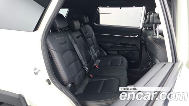 KG Mobility (SsangYong) Torres EVX E7 2024 — фото 11