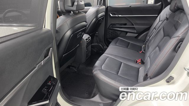 KG Mobility (SsangYong) Torres EVX E7 2024 — фото 12