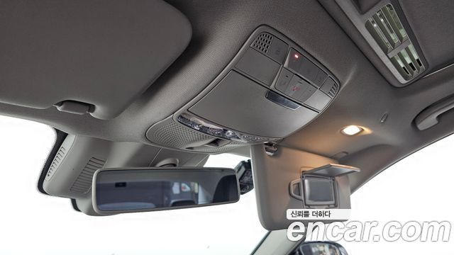 Mercedes-Benz E-Class (W213) E220d 4MATIC Exclusive 2018 — фото 17