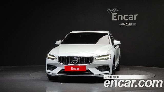 Volvo S60 (III) B5 Inscription 2021 — фото 3