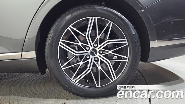 Genesis G90 (RS4) Gasoline 3.5 Turbo AWD 2025 — фото 21