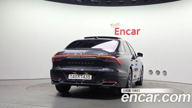 Hyundai Grandeur (IG) 2.5 Le Blanc 2023 — фото 4