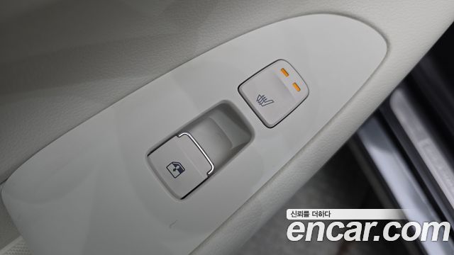 Hyundai Grandeur (IG) 2.5 Le Blanc 2023 — фото 18