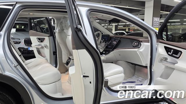 Mercedes-Benz EQE SUV (X294) EQE500 4MATIC 2023 — фото 10