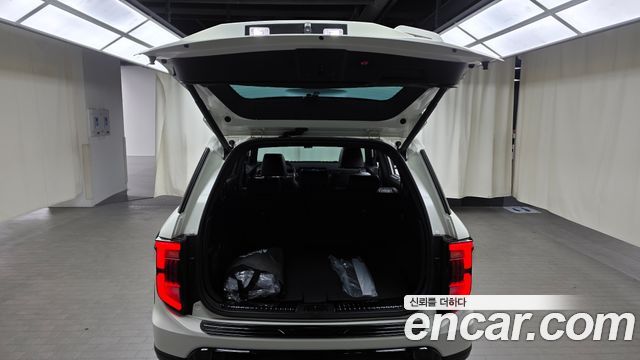 KG Mobility (SsangYong) Torres Gasoline 1.5 2WD Black Edition 2024 — фото 18