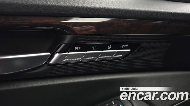 Genesis EQ900 3.8 GDI AWD Luxury 2017 — фото 22