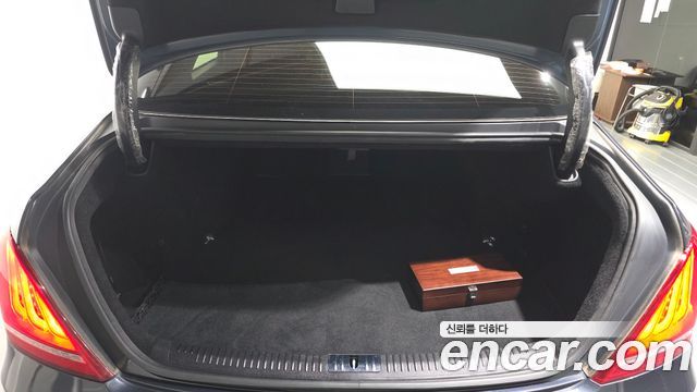 Genesis EQ900 3.8 GDI AWD Luxury 2017 — фото 24