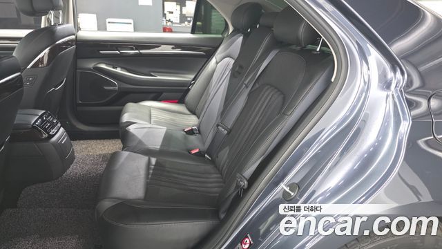 Genesis EQ900 3.8 GDI AWD Luxury 2017 — фото 32