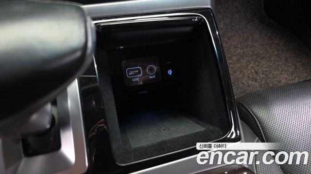 Genesis EQ900 3.8 GDI AWD Luxury 2017 — фото 35