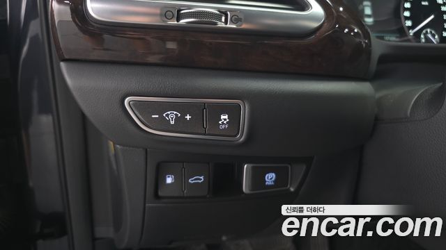 Genesis EQ900 3.8 GDI AWD Luxury 2017 — фото 39