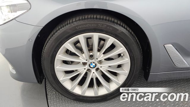 BMW 5 Series (G30) 520d Luxury Plus 2018 — фото 5