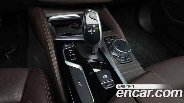 BMW 5 Series (G30) 520d Luxury Plus 2018 — фото 9
