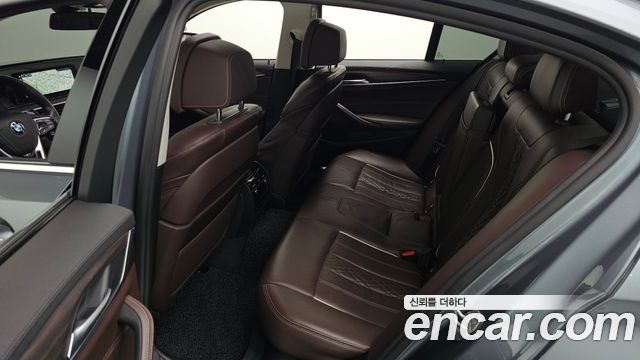 BMW 5 Series (G30) 520d Luxury Plus 2018 — фото 11