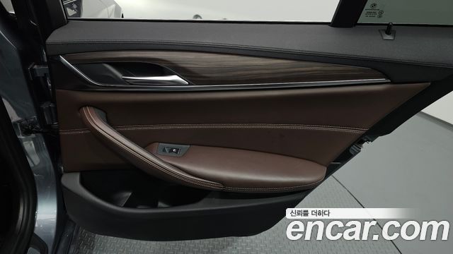BMW 5 Series (G30) 520d Luxury Plus 2018 — фото 25