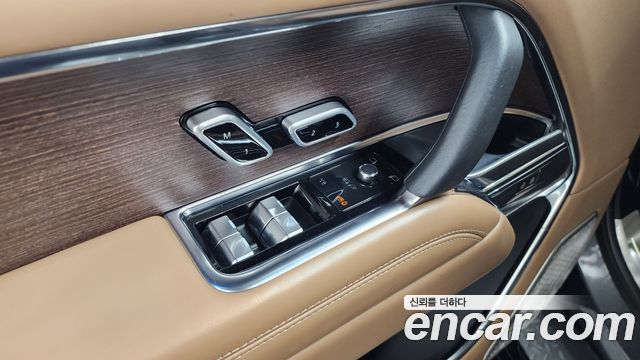 Land Rover Range Rover (V) P530 Autobiography Long Wheel Base 2023 — фото 30
