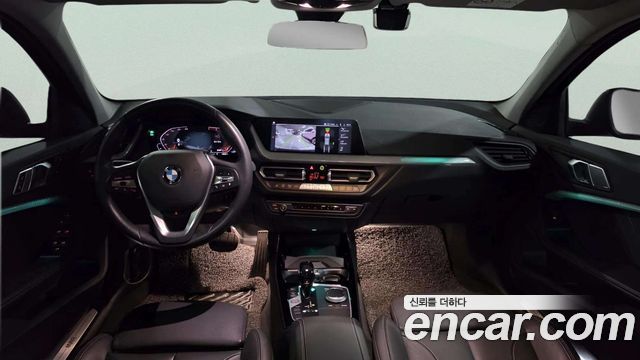 BMW 1 Series (F40) 120i Sports 2022 — фото 7