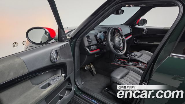 MINI Cooper S Countryman JCW 2nd 2022 — фото 10