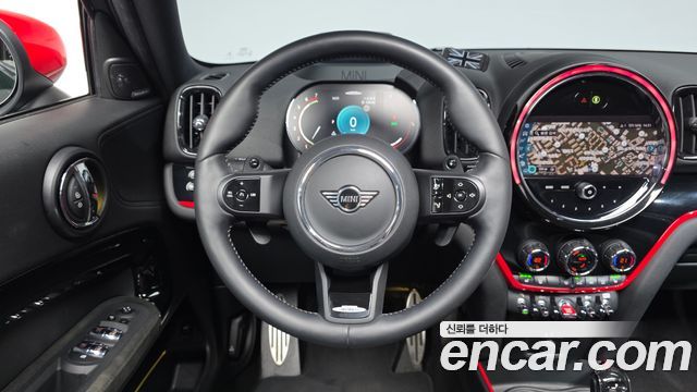 MINI Cooper S Countryman JCW 2nd 2022 — фото 13