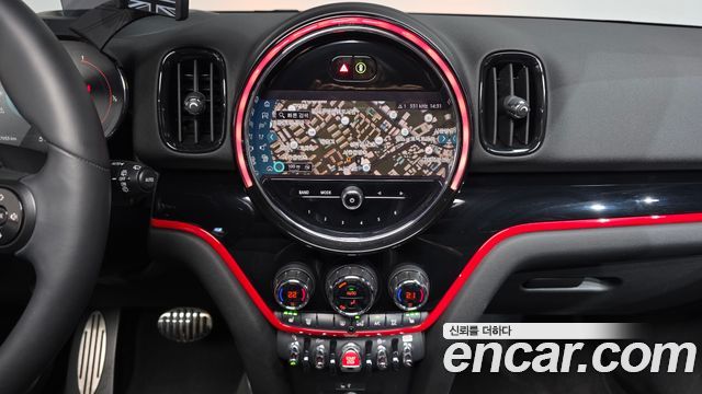 MINI Cooper S Countryman JCW 2nd 2022 — фото 14