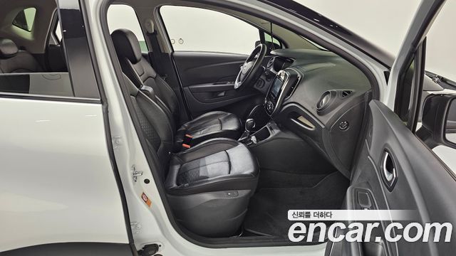 Renault Korea QM3 RE 2019 — фото 11